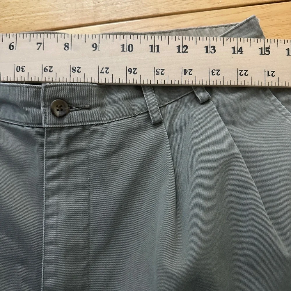 Banana Republic‎ Pleated Khaki Chino Pants Mens 33x30 Casual Everyday Gorpcore